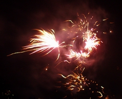 fireworks2011 (47K)